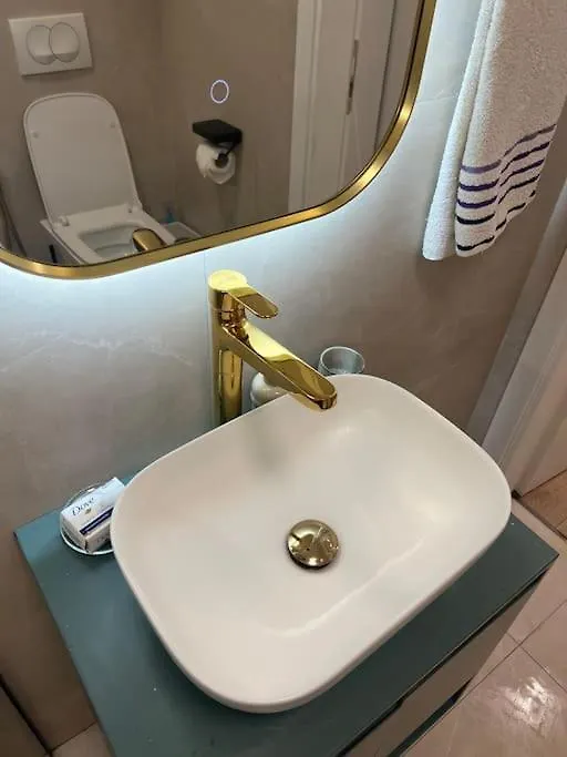 Hugo Apartment Tirana Albania